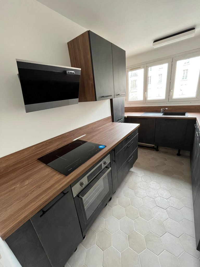 Colombes Cavell - cuisine noire