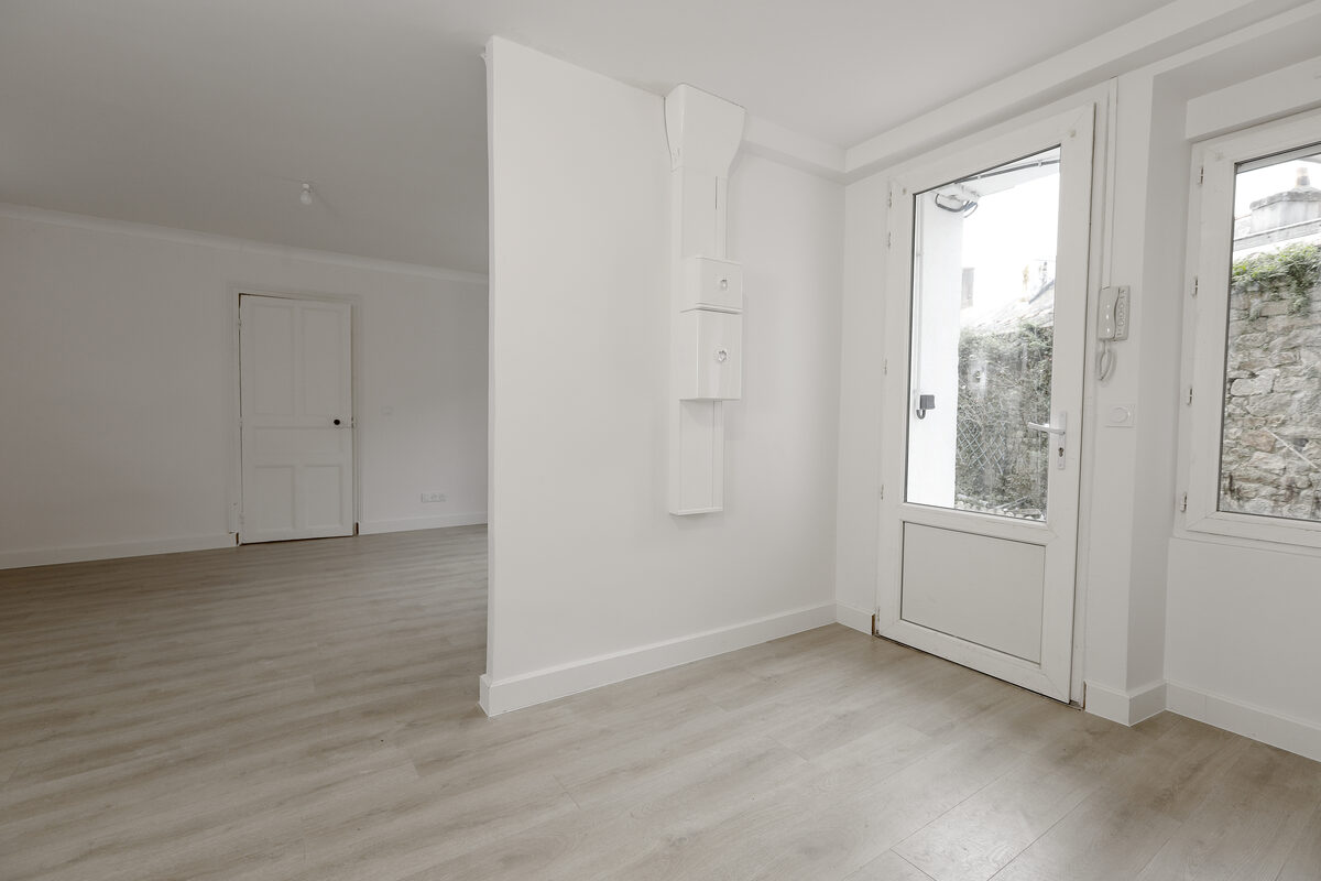 Après - entrée rénovée